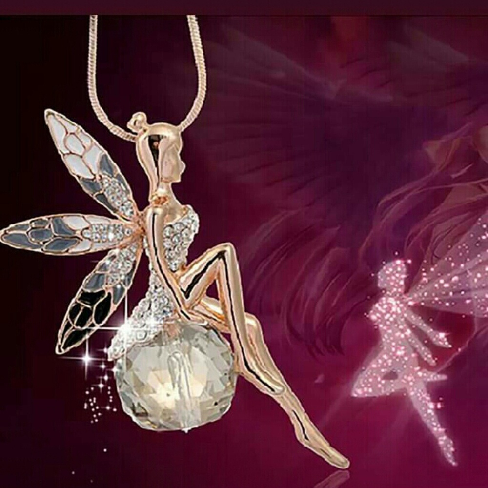 Woman's crystal angel wing pendant